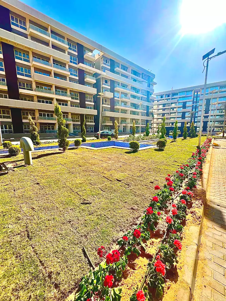 https://aqarmap.com.eg/ar/listing/7108998-for-sale-cairo-new-administrative-capital-r7-scenario