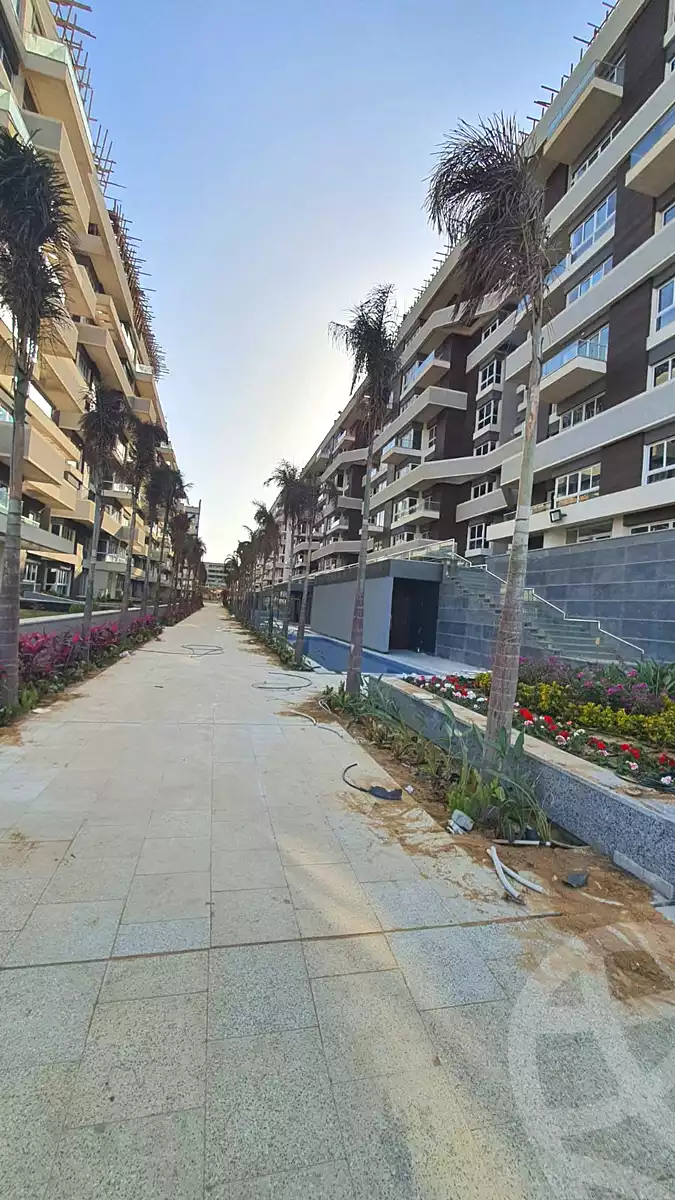 https://aqarmap.com.eg/ar/listing/7108998-for-sale-cairo-new-administrative-capital-r7-scenario
