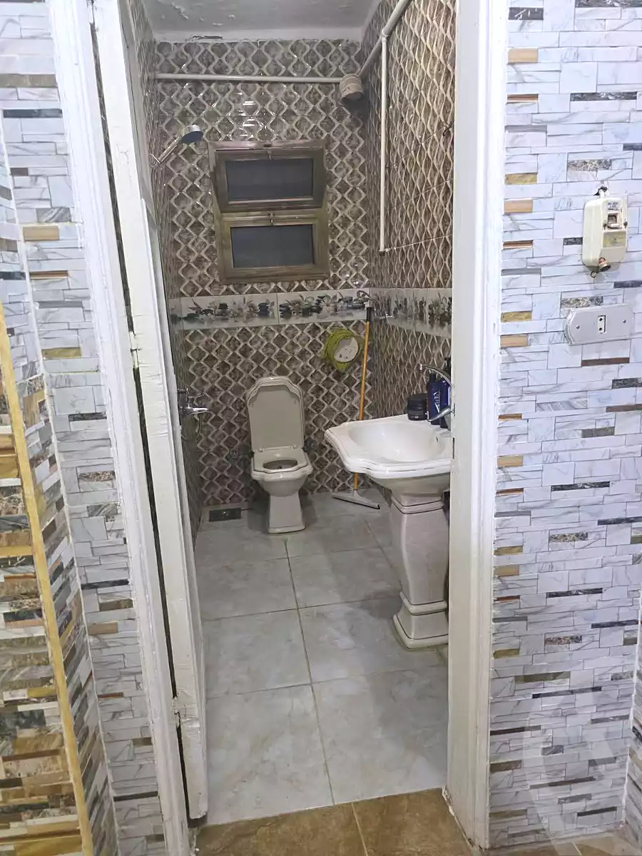 https://aqarmap.com.eg/en/listing/7109512-for-sale-cairo-ain-shams-mnshy-lthryr