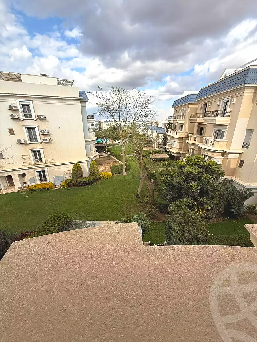 https://aqarmap.com.eg/ar/listing/7109811-for-sale-cairo-6th-of-october-compounds-mountain-view-october-park