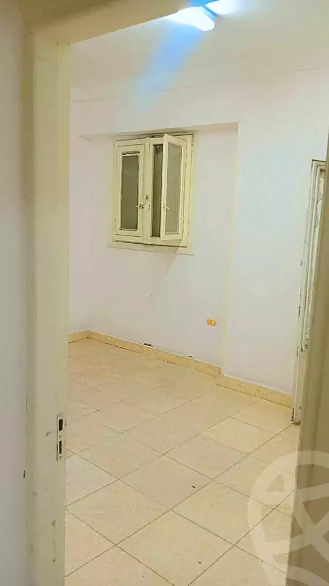 https://aqarmap.com.eg/ar/listing/7109850-for-rent-alexandria-miami-shr-jml-bd-lnsr