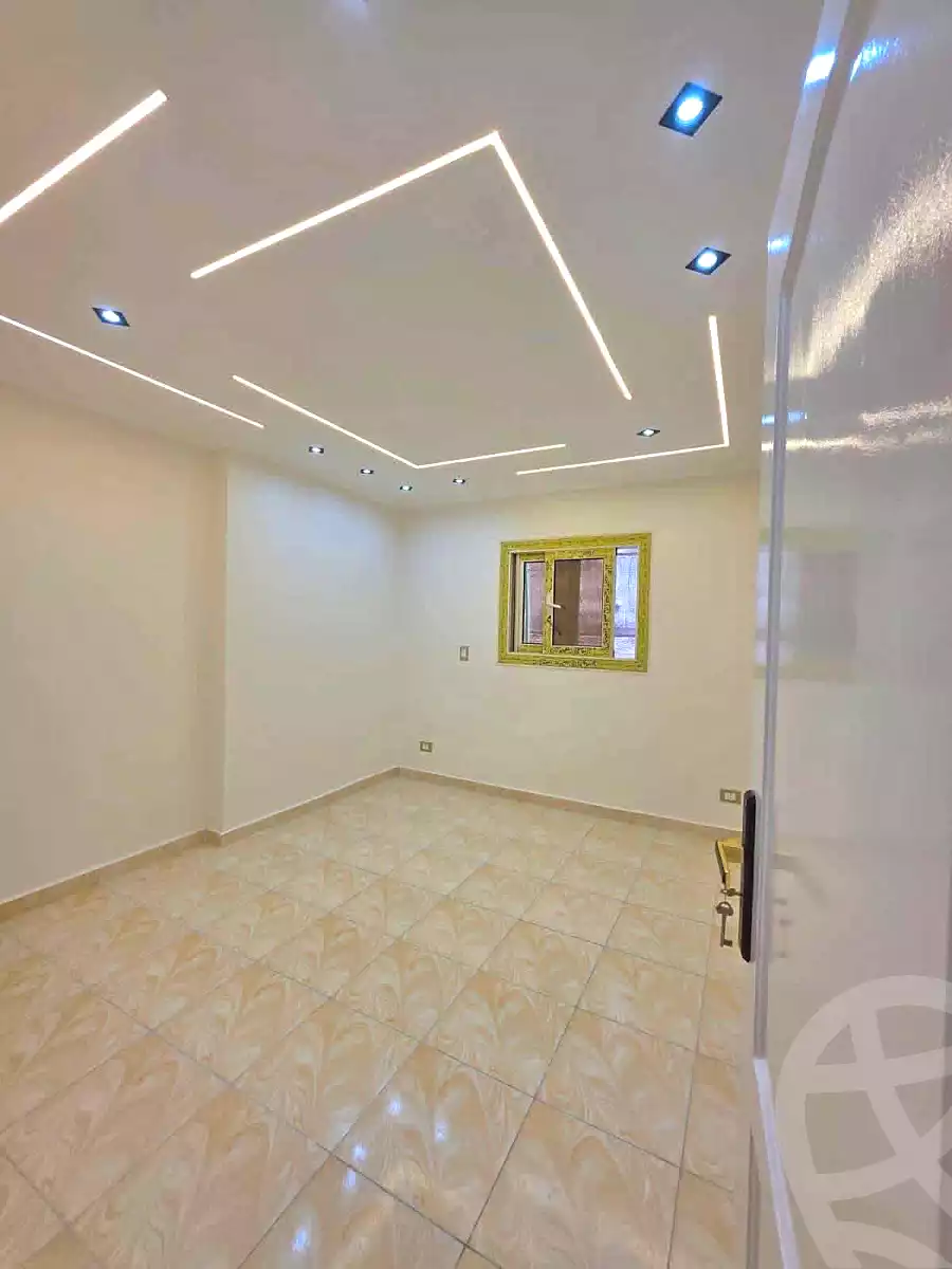 https://aqarmap.com.eg/en/listing/7109862-for-sale-alexandria-el-asafra-l-sfr-bhry-atlas-st
