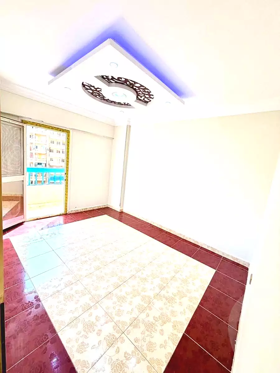 https://aqarmap.com.eg/ar/listing/7109878-for-sale-alexandria-el-asafra-l-sfr-bhry-atlas-st