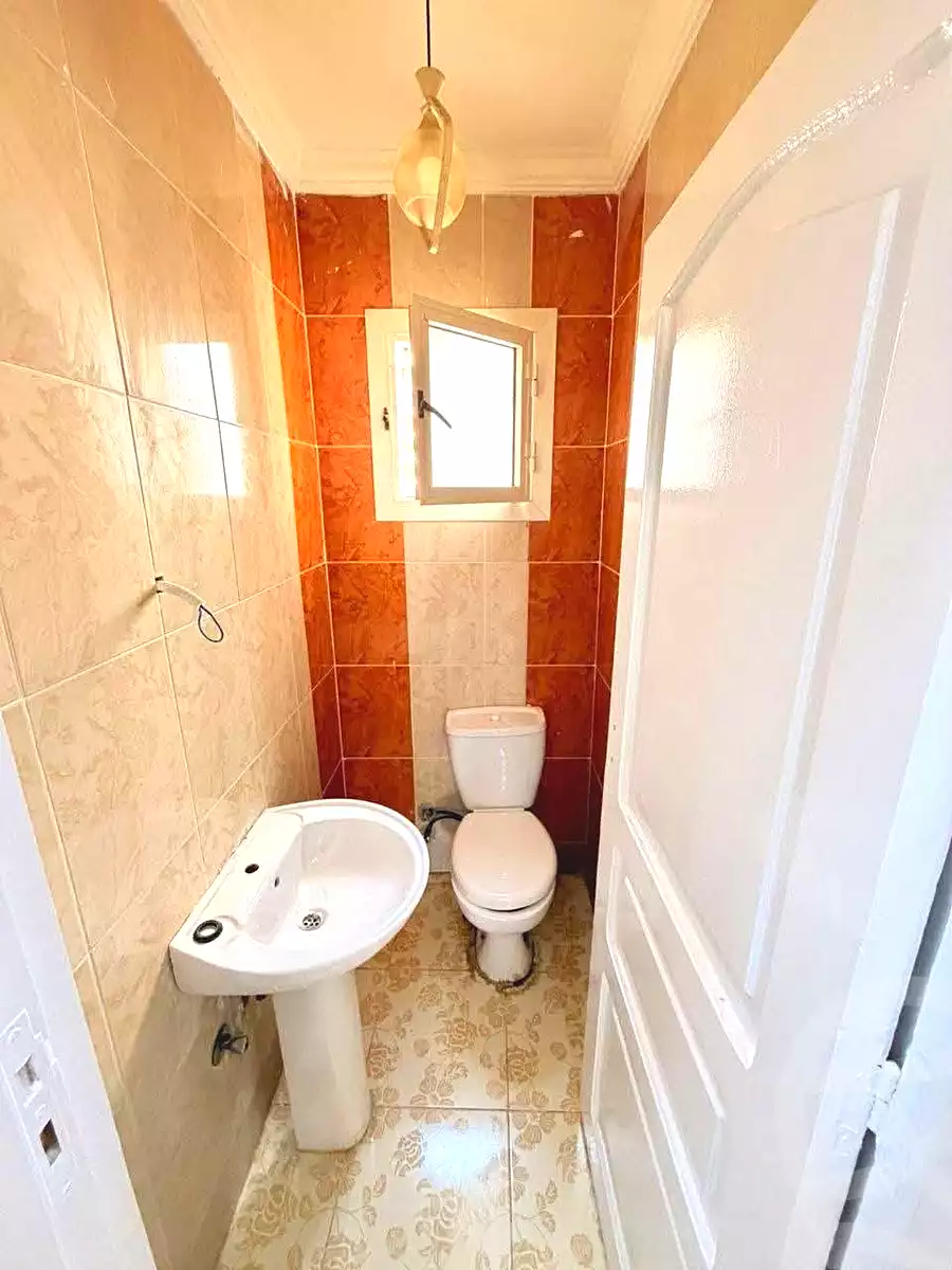 https://aqarmap.com.eg/ar/listing/7109878-for-sale-alexandria-el-asafra-l-sfr-bhry-atlas-st