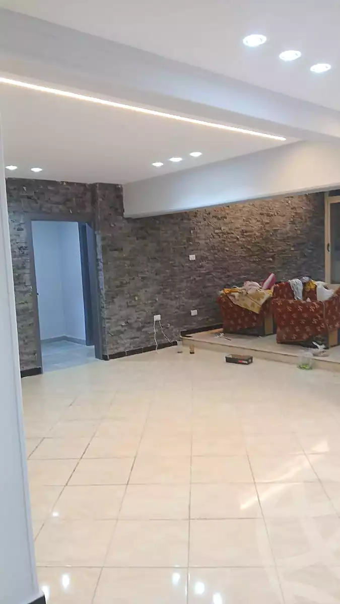 https://aqarmap.com.eg/en/listing/7109992-for-sale-cairo-shoubra-shr-shykwlny