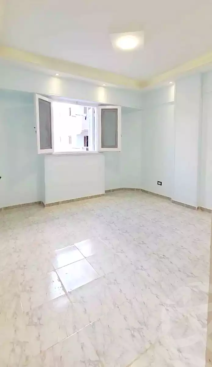 https://aqarmap.com.eg/ar/listing/7110087-for-sale-alexandria-al-agamy-shataa-el-nakheel