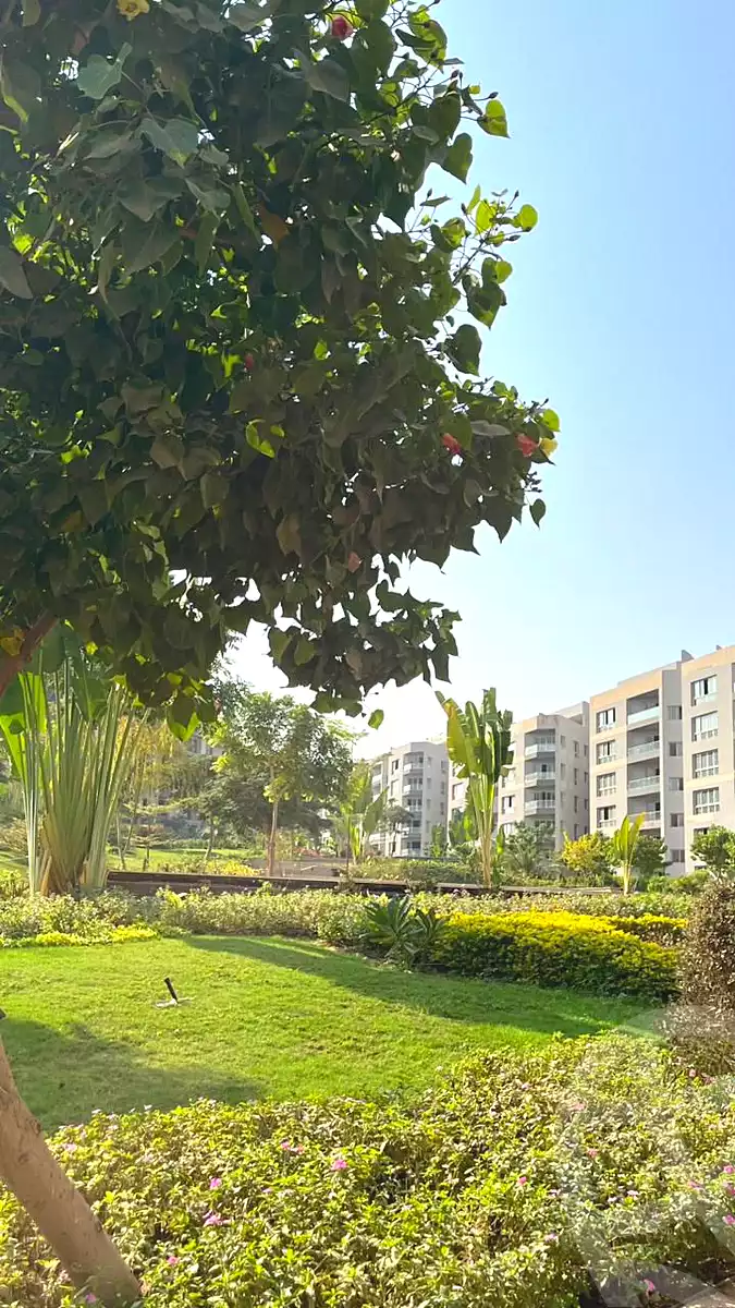 https://aqarmap.com.eg/en/listing/7110458-for-sale-cairo-new-cairo-lmstqbl-syty-compounds-zyzyny-lmstqbl-rdk-llttwyr