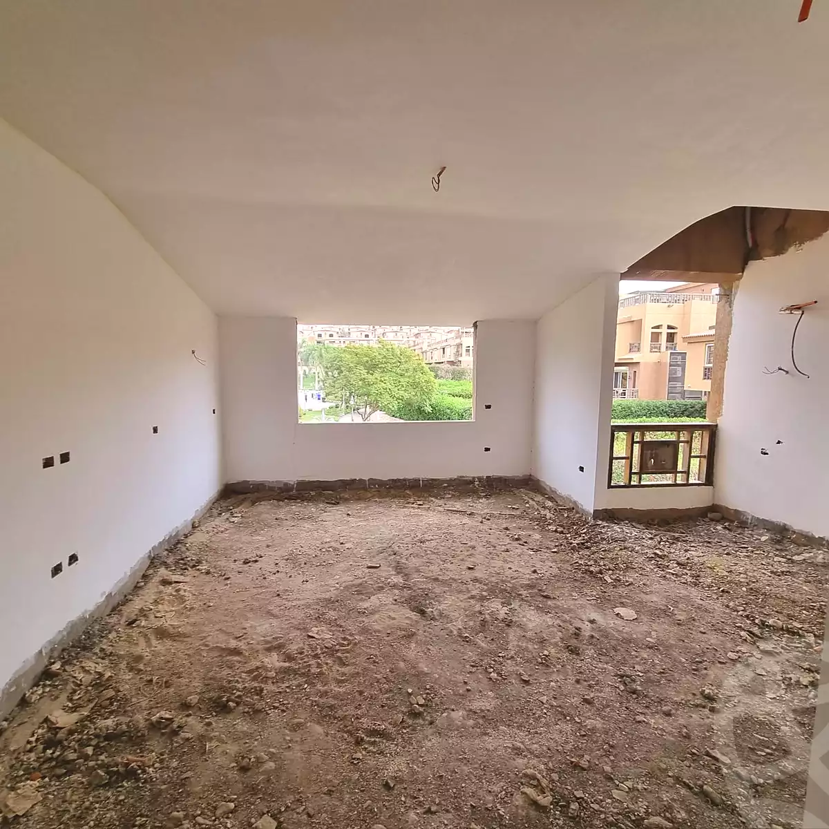 https://aqarmap.com.eg/ar/listing/7110493-for-sale-cairo-6th-of-october-compounds-pyramids-walk