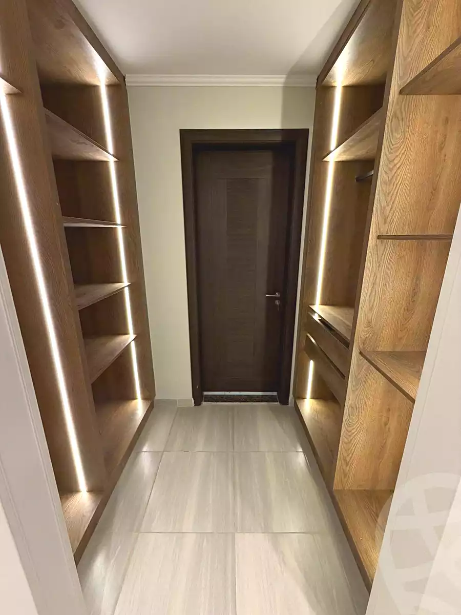 https://aqarmap.com.eg/ar/listing/7110573-for-sale-cairo-new-cairo-compounds-mwrd-fq-llttwyr