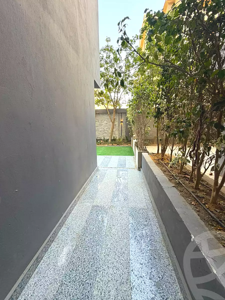 https://aqarmap.com.eg/ar/listing/7110586-for-sale-cairo-new-cairo-compounds-mwrd-fq-llttwyr