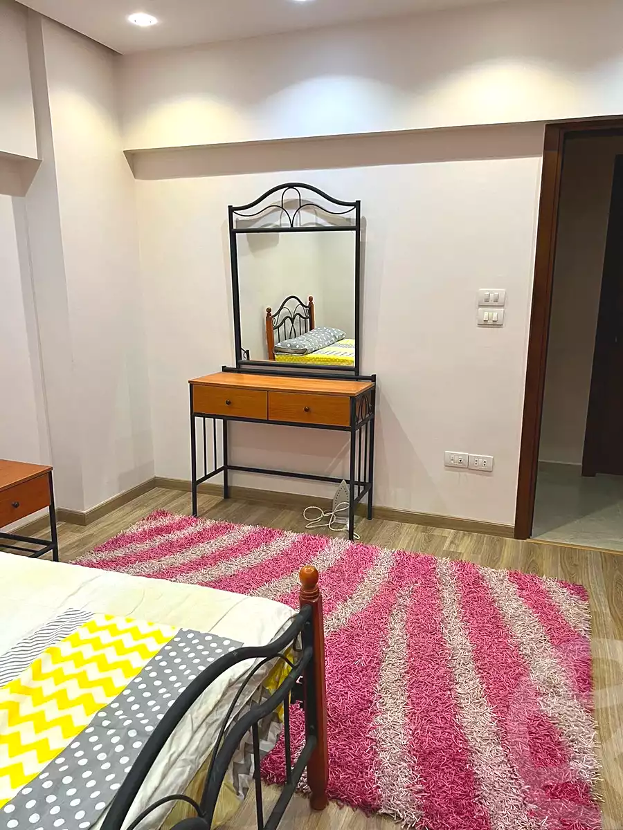 https://aqarmap.com.eg/ar/listing/7110843-for-rent-cairo-new-cairo-compounds-mwntn-fyw-y-syty-club-park-mountain-view-icity