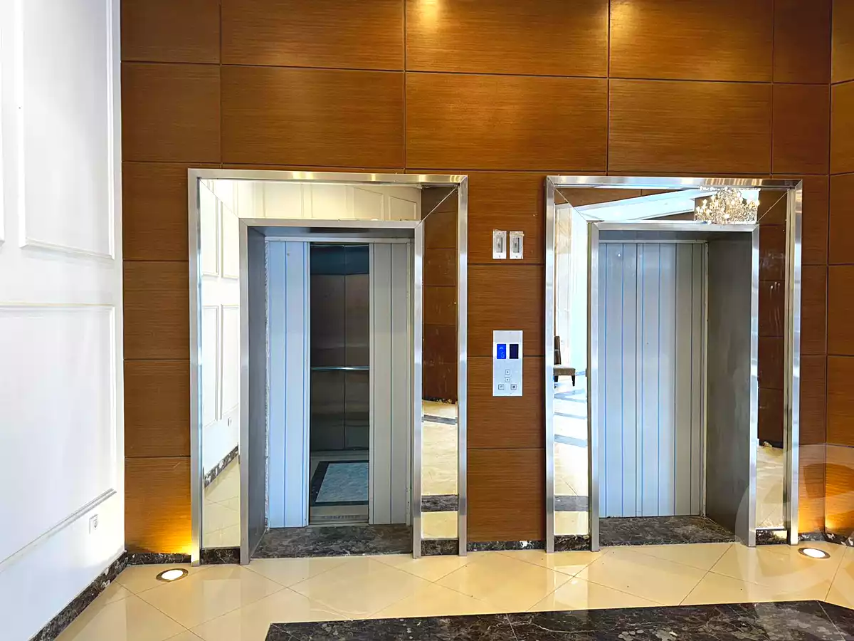 https://aqarmap.com.eg/en/listing/7110789-for-rent-cairo-new-cairo-compounds-park-mall-arab-development