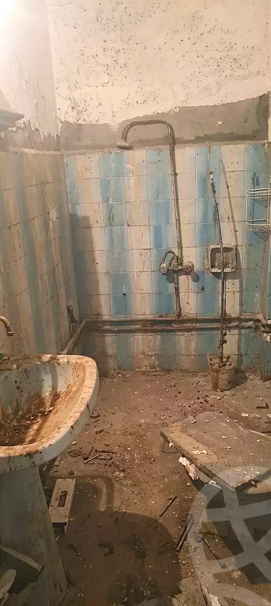 https://aqarmap.com.eg/ar/listing/7110862-for-sale-cairo-ain-shams-ain-shams-el-sharkia-el-horeya-st