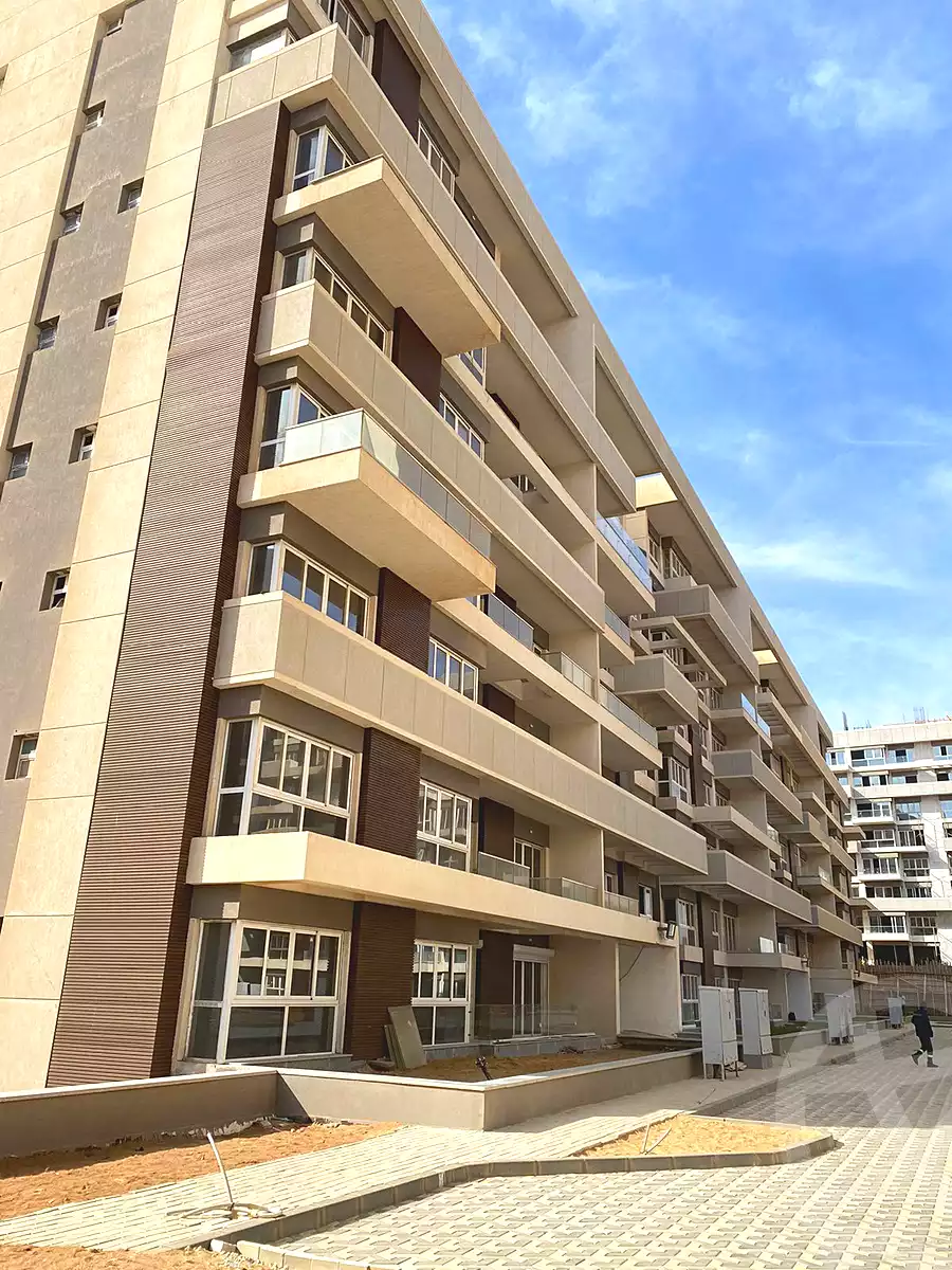 https://aqarmap.com.eg/ar/listing/7110948-for-sale-cairo-new-administrative-capital-r7-scenario