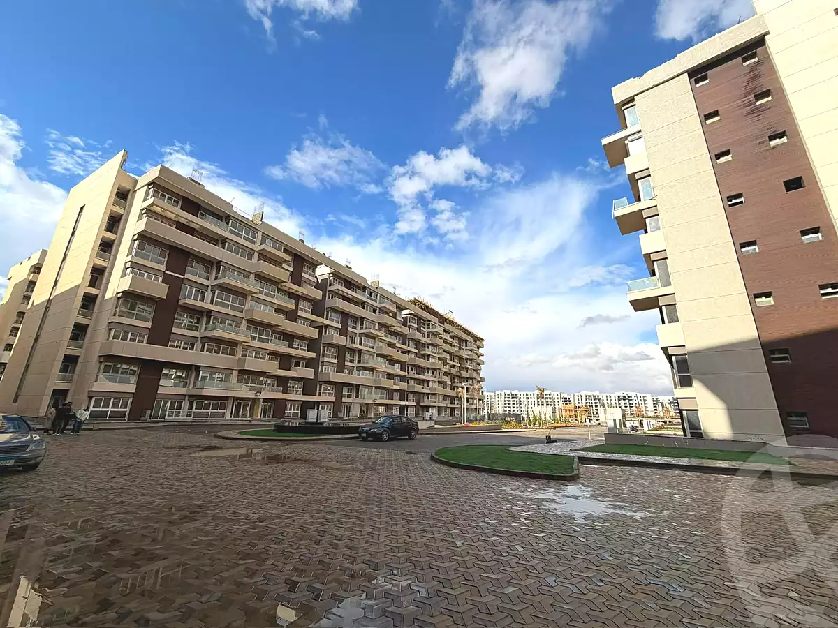 https://aqarmap.com.eg/ar/listing/7110948-for-sale-cairo-new-administrative-capital-r7-scenario