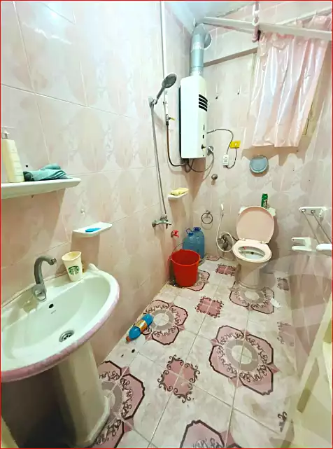 https://aqarmap.com.eg/en/listing/7111047-for-rent-cairo-15th-of-may-family-housing