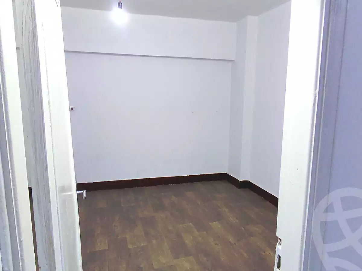 https://aqarmap.com.eg/ar/listing/7111231-for-rent-cairo-ain-shams-aman-st