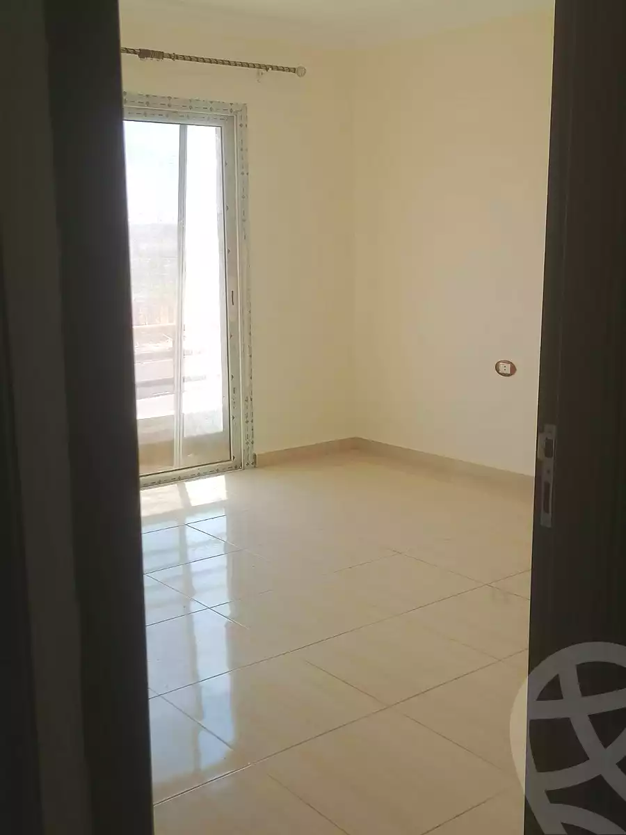https://aqarmap.com.eg/ar/listing/7111497-for-rent-cairo-new-cairo-compounds-the-square