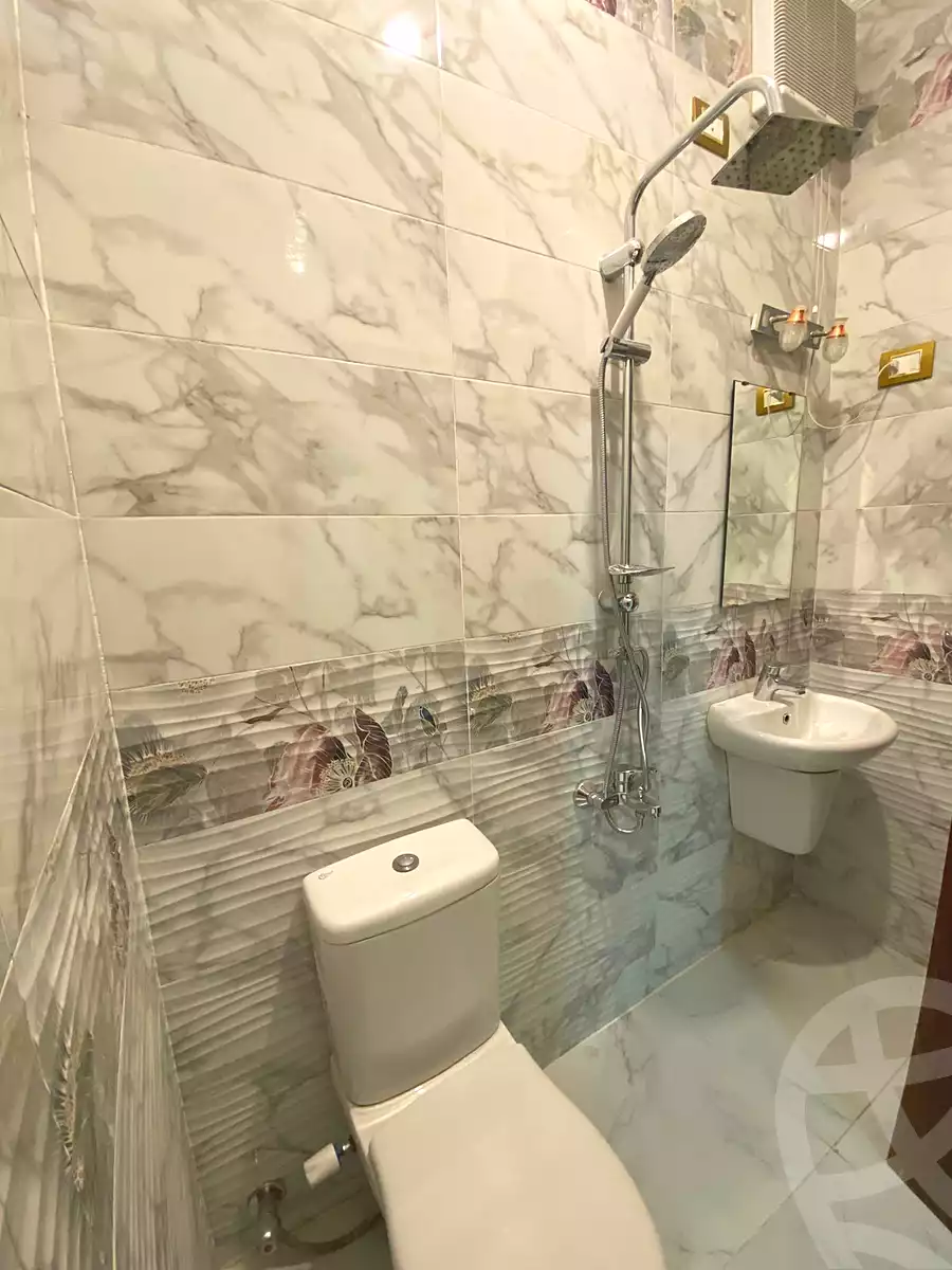 https://aqarmap.com.eg/ar/listing/7111586-for-rent-cairo-new-cairo-el-ahyaa-fourth-neighborhood-street-6