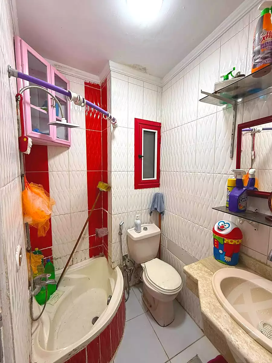 https://aqarmap.com.eg/ar/listing/7111697-for-sale-alexandria-sydy-bshr-sydy-bshr-bhry-shr-mhmd-njyb