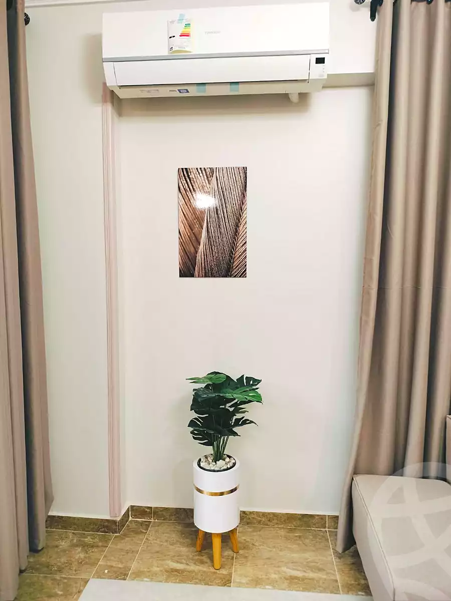 https://aqarmap.com.eg/ar/listing/7111748-for-rent-cairo-new-cairo-compounds-el-mostashareen-compound