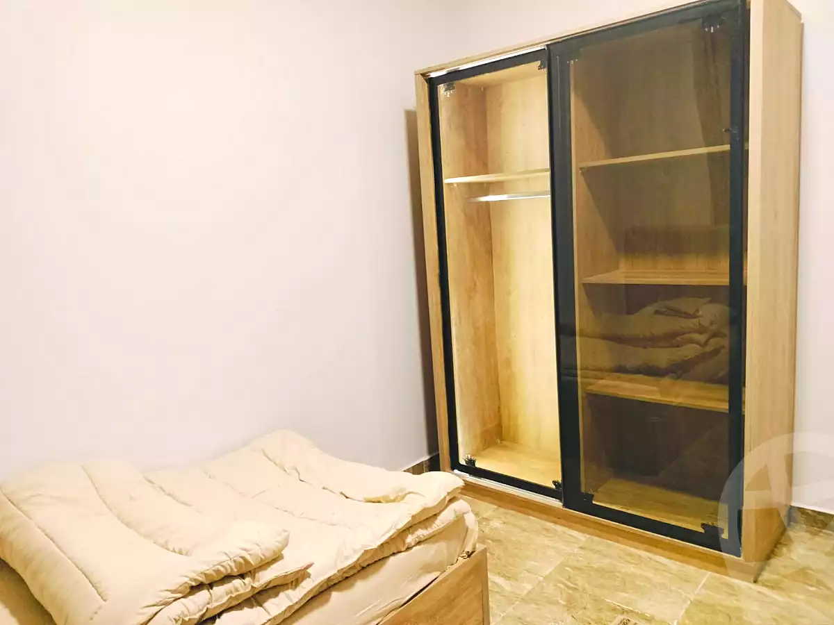 https://aqarmap.com.eg/ar/listing/7111748-for-rent-cairo-new-cairo-compounds-el-mostashareen-compound