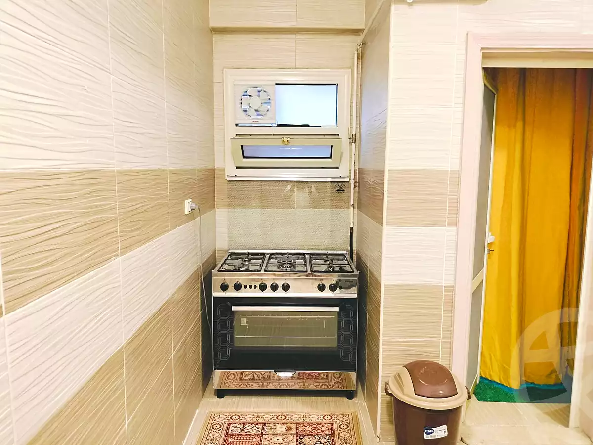 https://aqarmap.com.eg/ar/listing/7111748-for-rent-cairo-new-cairo-compounds-el-mostashareen-compound
