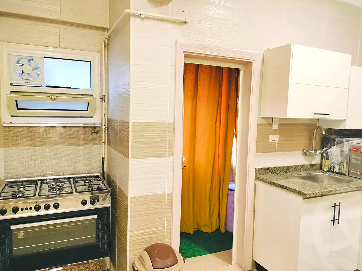 https://aqarmap.com.eg/ar/listing/7111748-for-rent-cairo-new-cairo-compounds-el-mostashareen-compound
