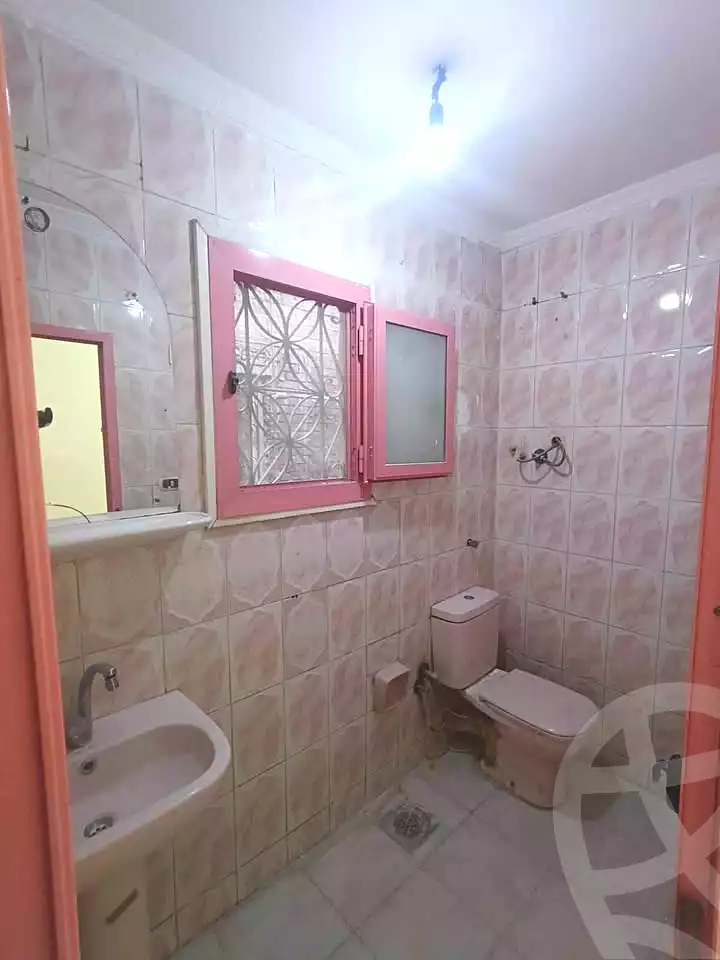 https://aqarmap.com.eg/ar/listing/7112027-for-sale-alexandria-lsywf-al-saaeh-sq