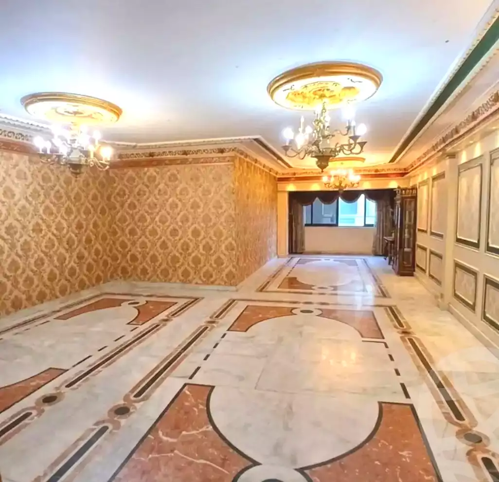 https://aqarmap.com.eg/ar/listing/7112109-for-sale-alexandria-camp-cesar-port-said-street