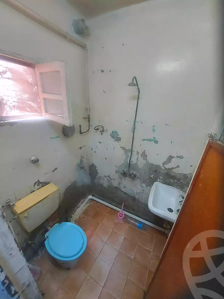 https://aqarmap.com.eg/en/listing/7107560-for-sale-cairo-helwan-sherif-st