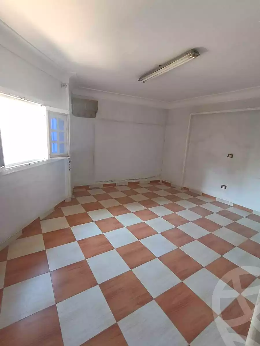 https://aqarmap.com.eg/ar/listing/7112509-for-sale-alexandria-sydy-bshr-sydy-bshr-bhry-shr-mhmd-njyb
