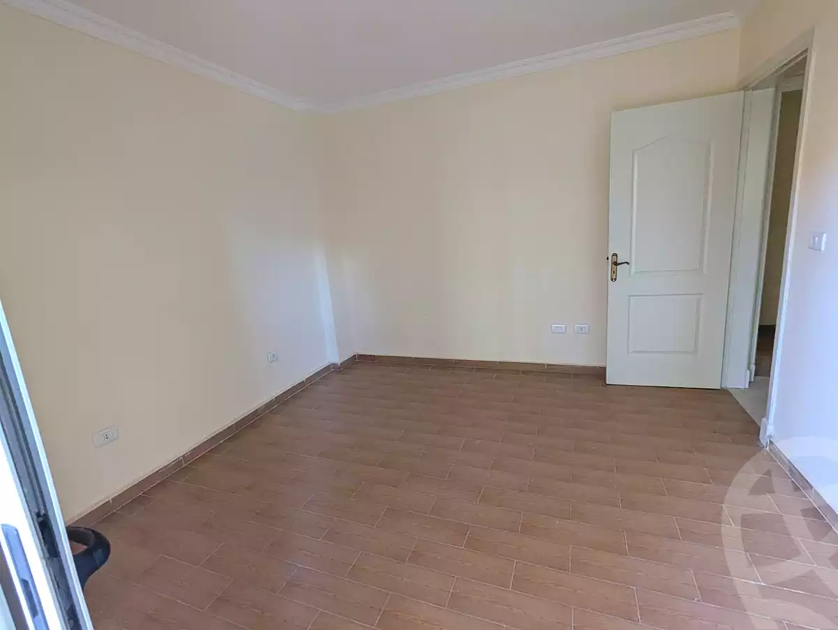 https://aqarmap.com.eg/ar/listing/7112624-for-sale-cairo-new-cairo-compounds-dar-misr-el-koronfel