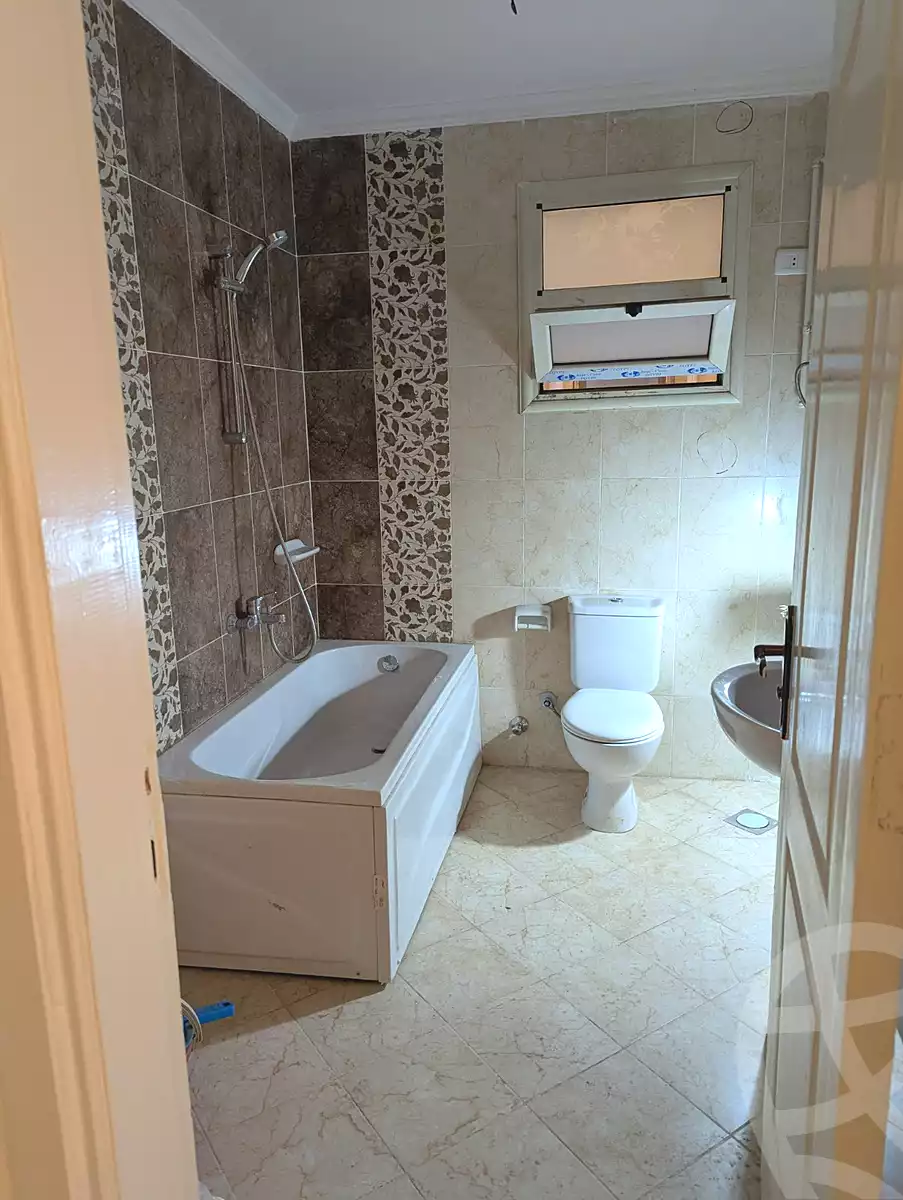 https://aqarmap.com.eg/ar/listing/7112624-for-sale-cairo-new-cairo-compounds-dar-misr-el-koronfel