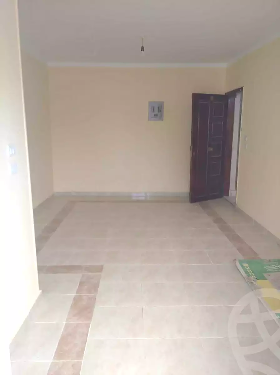 https://aqarmap.com.eg/en/listing/7112674-for-sale-cairo-15th-of-may-manteqat-el-290-fadan