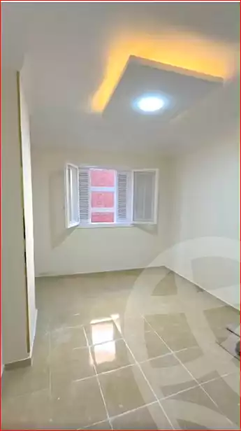 https://aqarmap.com.eg/ar/listing/7112900-for-sale-alexandria-miami-farook-abd-al-wahab-st