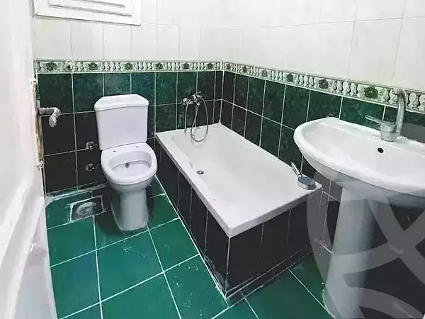 https://aqarmap.com.eg/ar/listing/7112917-for-sale-alexandria-al-agamy-shataa-el-nakheel