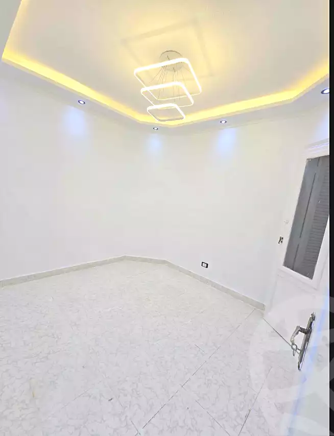 https://aqarmap.com.eg/en/listing/7113126-for-sale-alexandria-al-agamy-shataa-el-nakheel-street-10