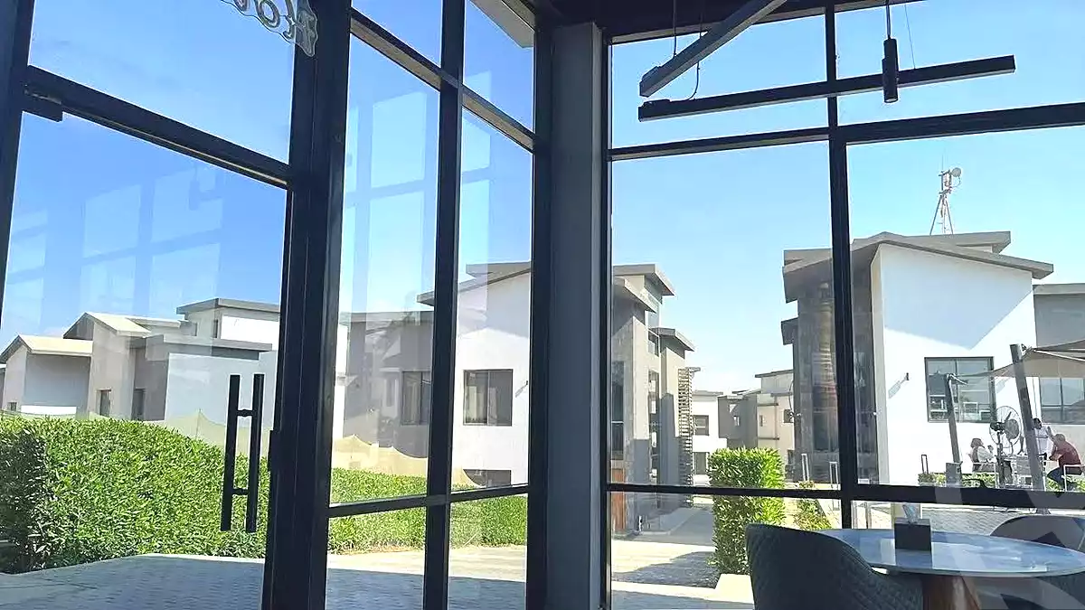 https://aqarmap.com.eg/ar/listing/7113516-for-sale-cairo-new-cairo-compounds-kmbwnd-kryk-twn-il-cazar