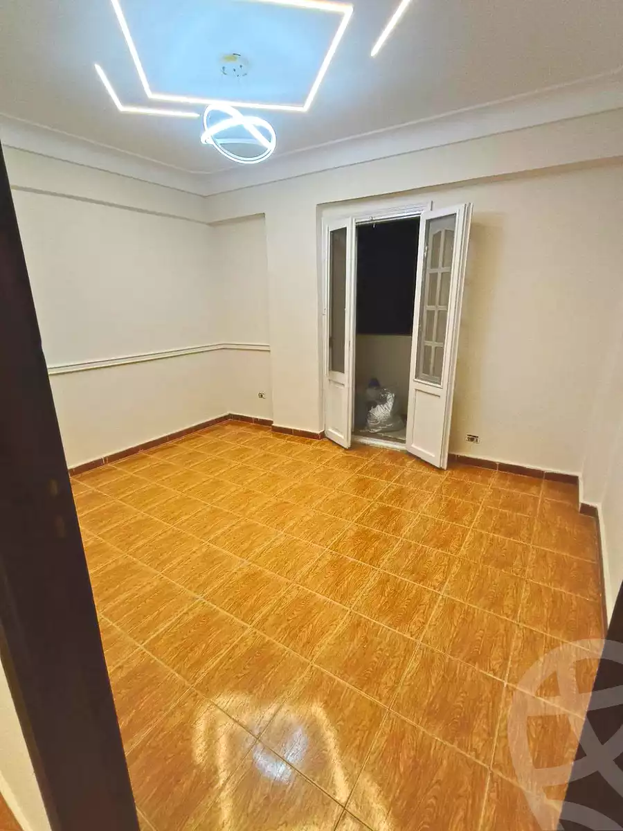 https://aqarmap.com.eg/ar/listing/7113620-for-sale-alexandria-lsywf-el-falki