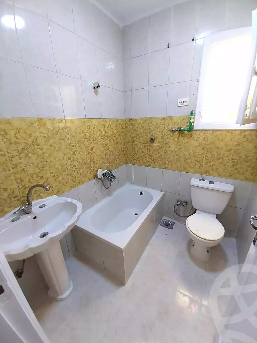 https://aqarmap.com.eg/ar/listing/7113669-for-sale-alexandria-al-agamy-shataa-el-nakheel