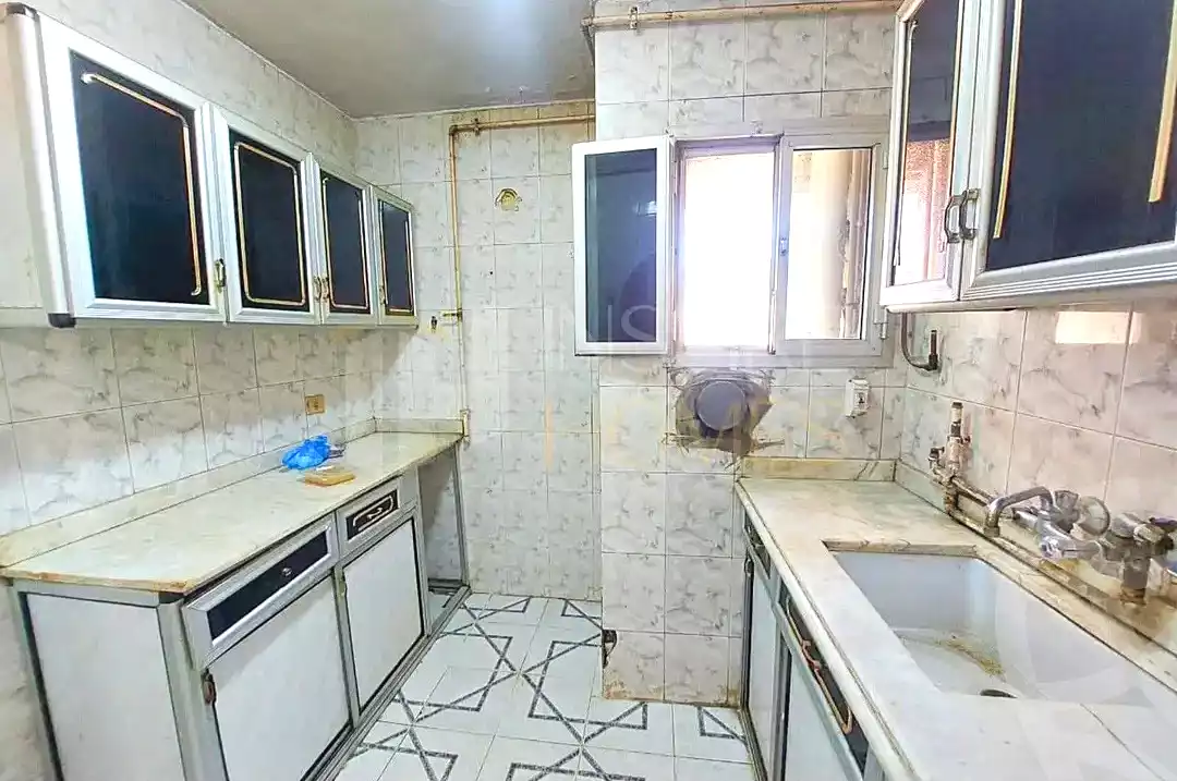 https://aqarmap.com.eg/ar/listing/7113738-for-rent-alexandria-camp-cesar-al-garatli-st