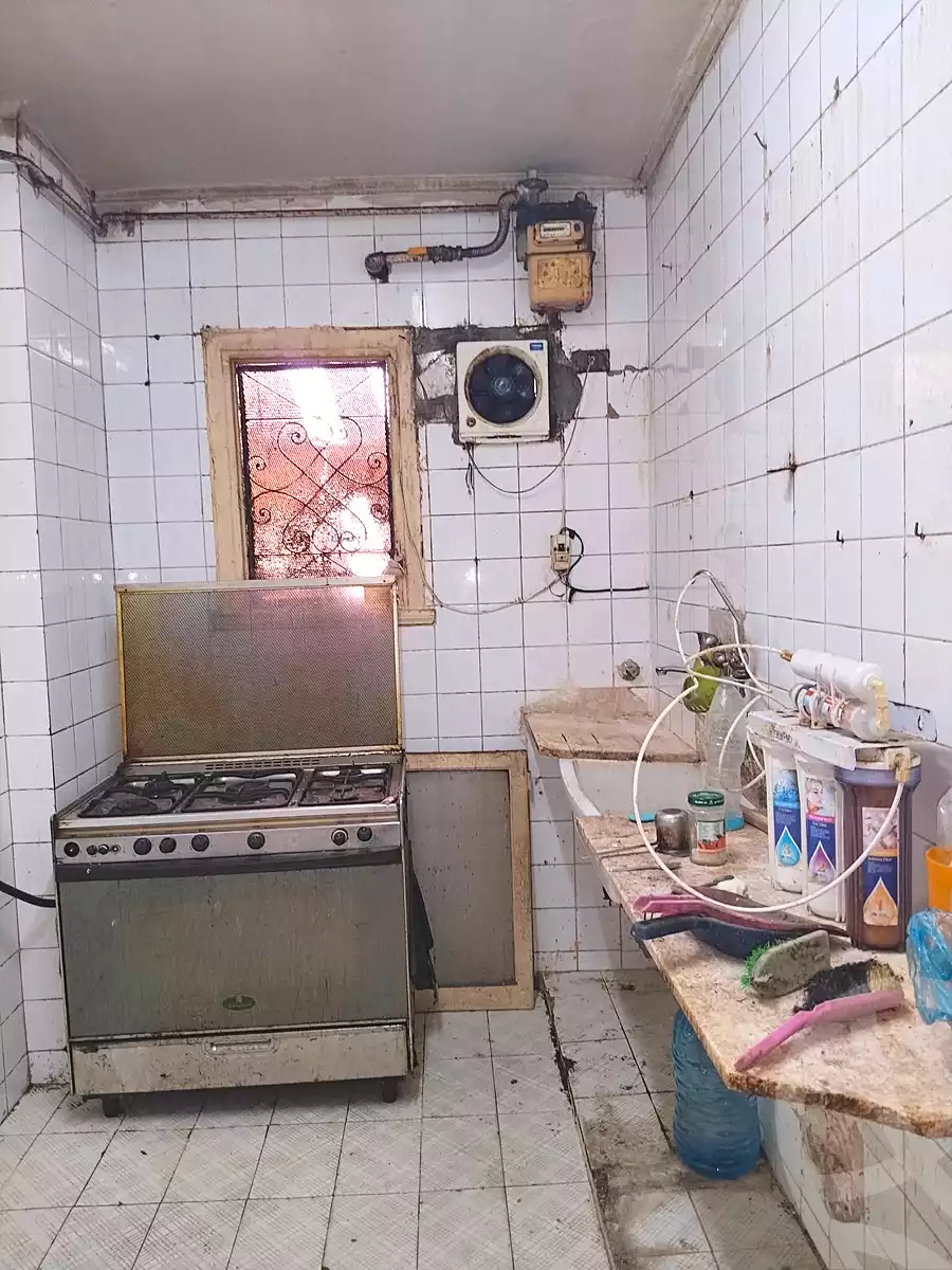 https://aqarmap.com.eg/ar/listing/7113779-for-rent-alexandria-sydy-bshr-sydy-bshr-bhry-shr-mhmwd-l-yswy