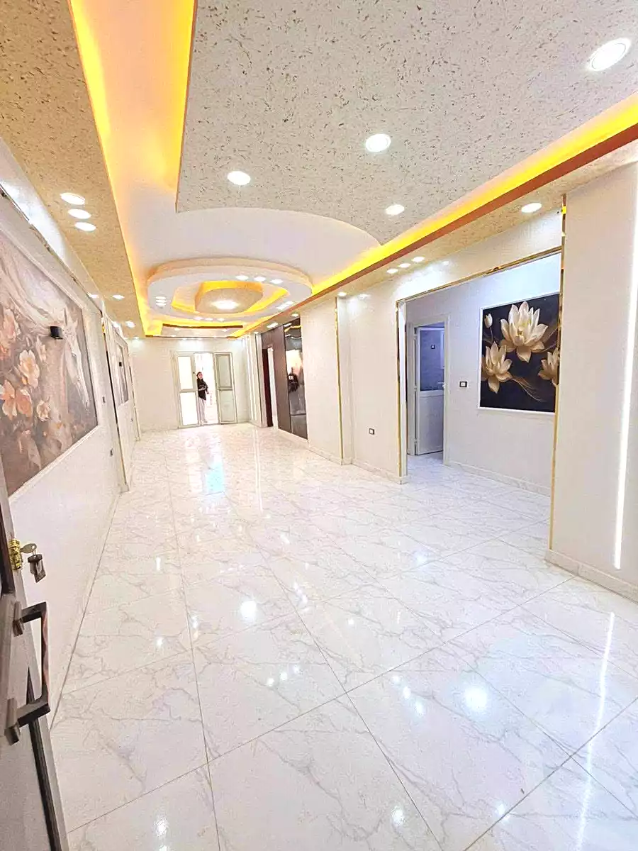 https://aqarmap.com.eg/ar/listing/7113855-for-rent-cairo-elnozha-Streettt-27