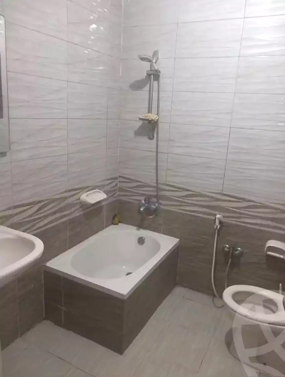 https://aqarmap.com.eg/ar/listing/7113972-for-rent-alexandria-miami-mahmoud-el-isawy-st