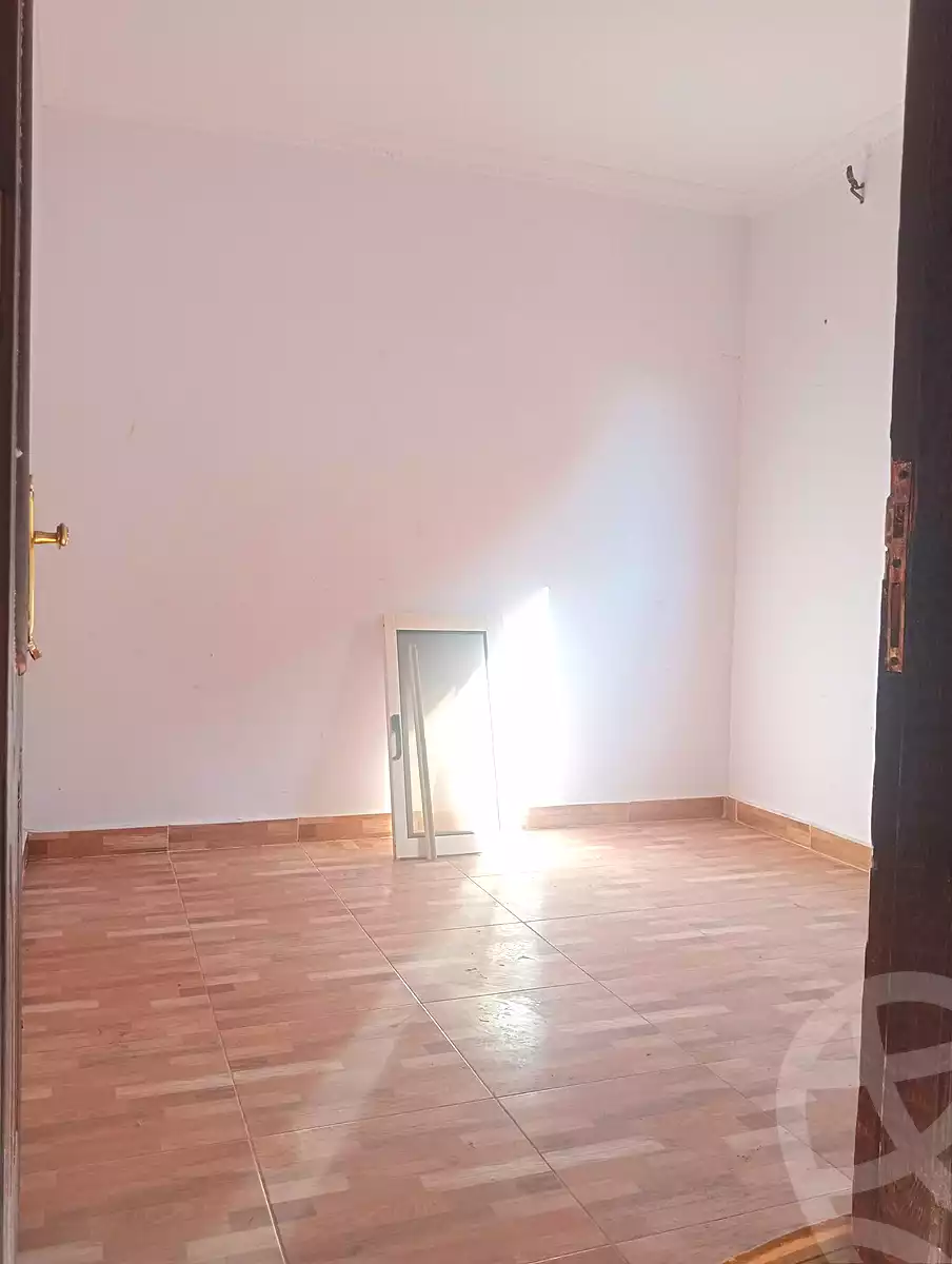 https://aqarmap.com.eg/en/listing/7114103-for-sale-alexandria-al-agamy-lbytsh-el-hanafeya-st