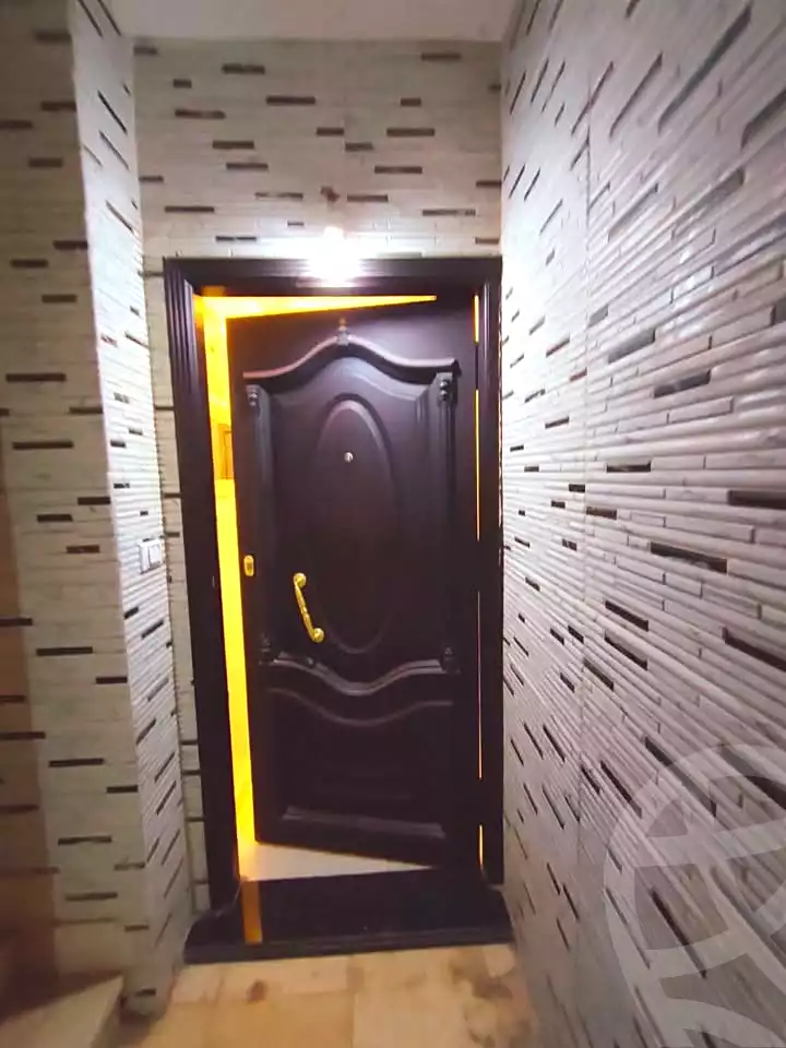 https://aqarmap.com.eg/en/listing/7114139-for-sale-cairo-helwan-hadayek-helwan-el-eshrein-st
