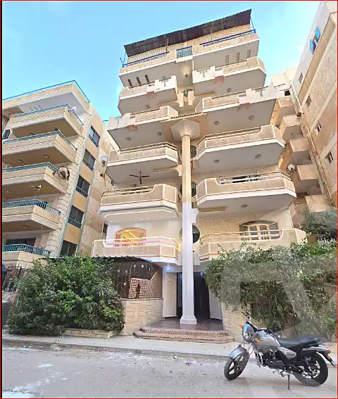 https://aqarmap.com.eg/en/listing/7114675-for-sale-alexandria-al-agamy-shataa-el-nakheel