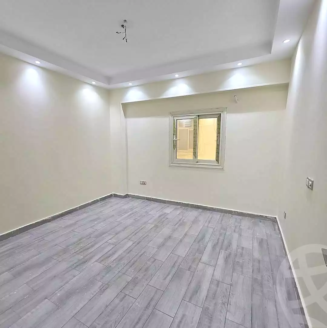 https://aqarmap.com.eg/ar/listing/7114803-for-rent-cairo-new-cairo-el-narges-el-narges-omarat-mohamed-sabry-abu-alam-st
