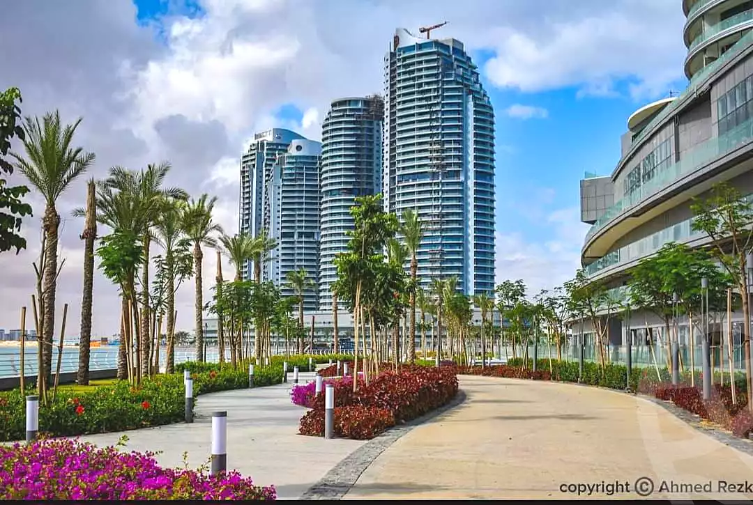 https://aqarmap.com.eg/ar/listing/7114760-for-sale-north-coast-new-alamein-mntj-t-l-lmyn-ljdyd-beachfront-tower-city-edge